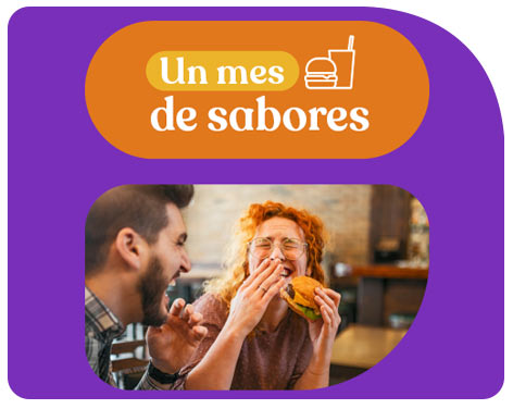 Personas comiendo