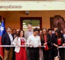 Inauguración nueva sucursal en Paihuano, con personas cortando la cinta