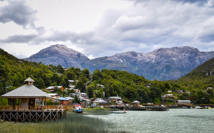 Vista panorámica de Caleta Tortel