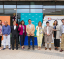 Ejecutivos de BancoEstado frente a futura sucursal Santo Domingo